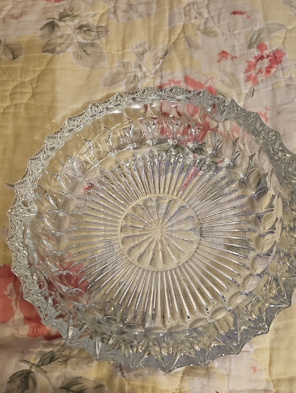 Vintage mcm Indiana Glass Ashtray, Very Heavy 8" Circumfrance